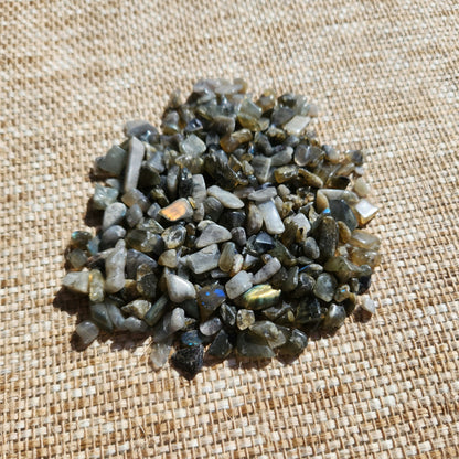 Labradorite Chips 100g