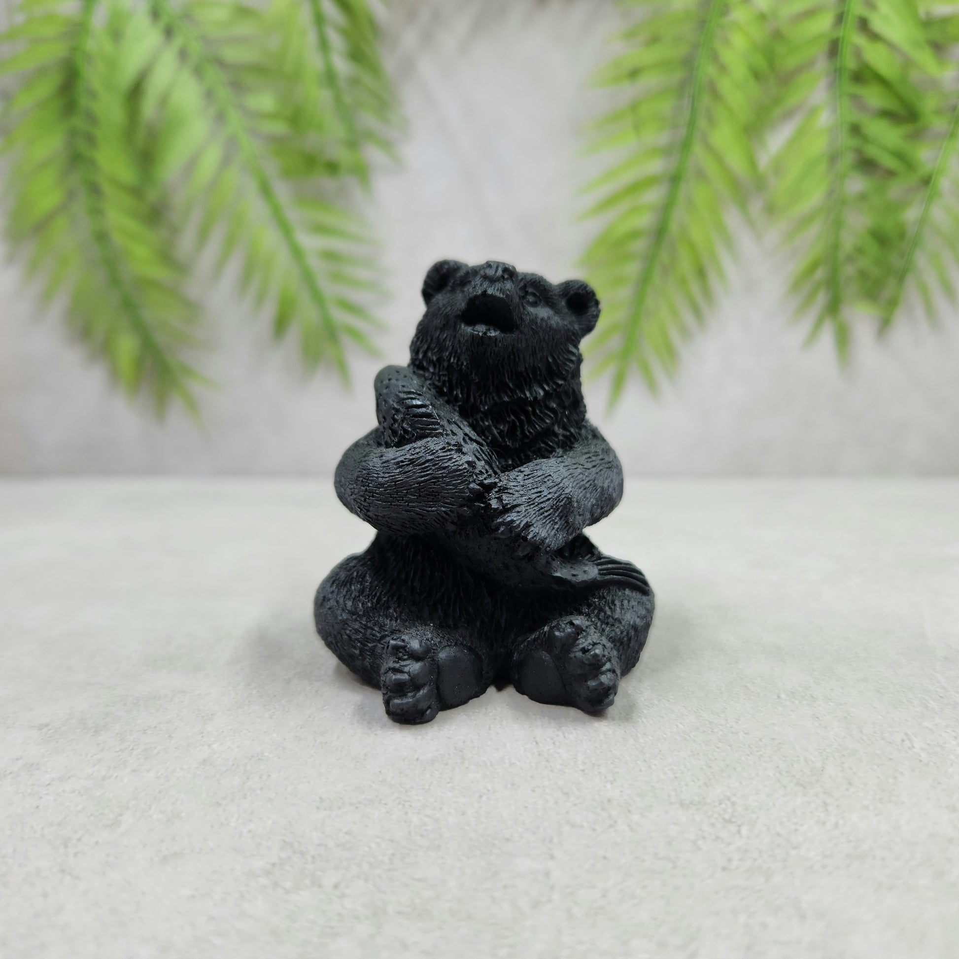 Shungite Bear with Fish 50g