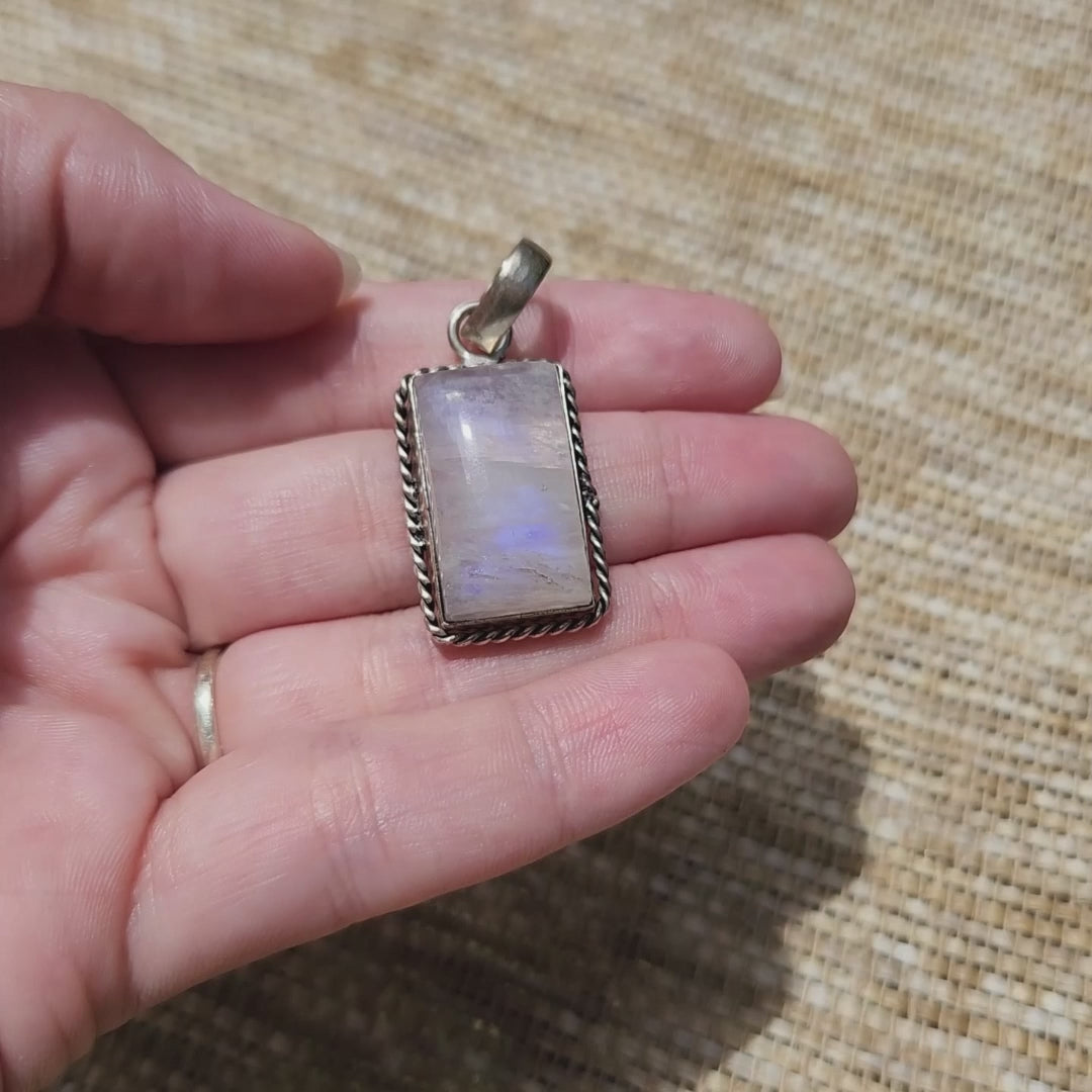 Rainbow Moonstone Pendant